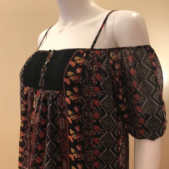 Full Tilt Cold Shoulder Mini Dress Black Lace Trim - Picture 11 of 14